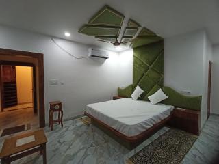 Hotel Maheshwar Darshan - Maheshwar - 9