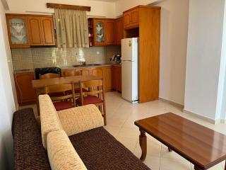 Tsaousi Apartments - - 4