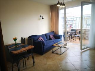 Riviera Deluxe Apartments - 7