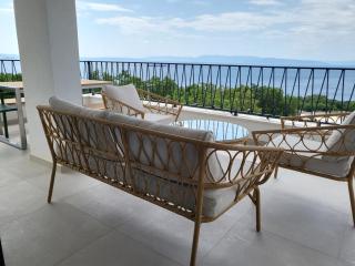 Kostrena Hills Suite overlooking Kvarner Bay - Urinj - 0