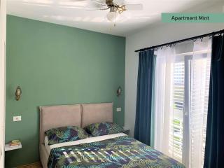 Apartments Garden House - 1