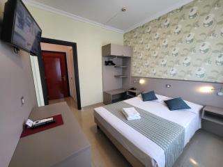 Hotel Dei Fiori - Milano - 0