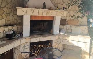 2 Bedroom Awesome Home In Stomorska - 1