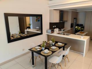 703 KLCC 5 minutes to Alor Street Ceylon Pavilion 3 Room Apt for 10 Pax - 3