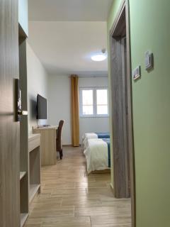 home in superior如家 - Surčin - 1