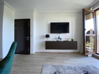 LUXURIOUS COMFORT IN CASCADAS - 8