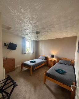Entire 2 bedroom house. - Rowley Regis - 1
