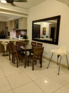 5 Changkat Bukit Bintang 5 minutes to Alor Street Bukit Ceylon KLCC Pavilion Apt 3R2B 10 pax - 2