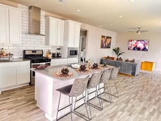 Luxurious 3 bed room home near medical center - Houston - 0