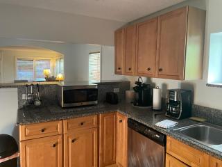 Spacious renovated 4br downtown home w firepit sleeps 8+ - St. Augustine - 2