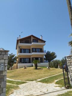 κτήμα ΝΟΣΤΟΣ - Égio - 0