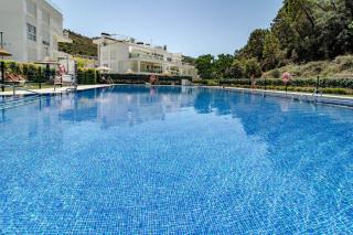 RIB2A- Relaxed & modern flat in Benahavis - Benahavís - 3