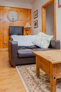 2 Bed on The Main Street - Clogherhead - 9