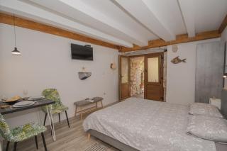 DeCoR Kut - Vis - 8