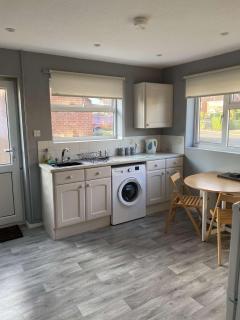 The Bungalow - Dersingham - 5