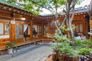 Dongmyo Hanok Sihwadang - Private Korean Style House in the City Center with a Beautiful Garden - Seul - 0