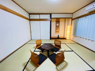 Family Home VR Ebisu House - Osaca - 6