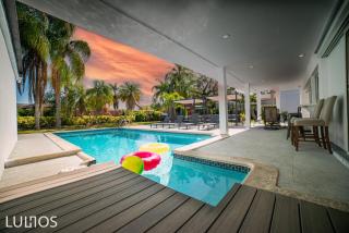 Stylish Retreat Heated Pool Basketball Game Room L41 - Cutler Bay - 2