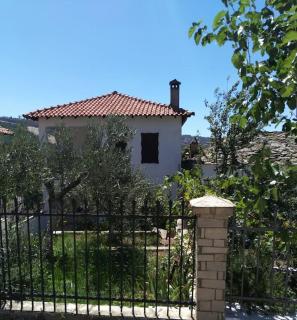 ΔΙΑΚΟΠΕΣ ΣΤΗ ΘΑΣΟ ! ! ! - 0