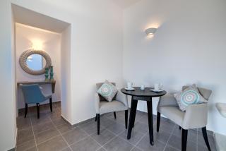 Remvi Suites - Firostefani - 7