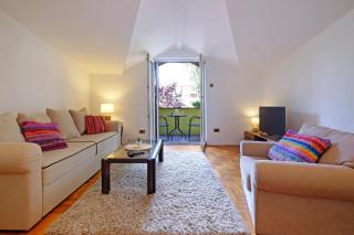 Red Tree Apartment - Belgrado - 5
