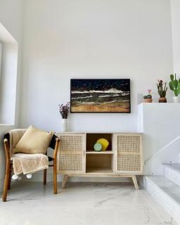 Luxury Beachfront Home - 6