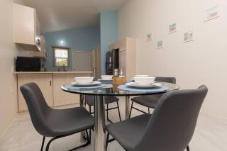 Osmax Oasis, 2 BD and 2 BA, Gated, near Puerto Seco Beach - Discovery Bay - 2