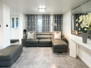 New Modern Hybrid 4 Bedroom 7 Bed apartment 9 guest capacity - Londra - 2