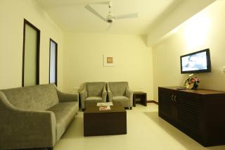 Hotel Moonlit Regency - Thodupuzha - 3