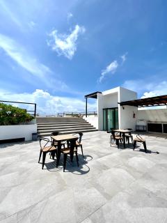Top Location one block from 5th - Playa del Carmen - 8