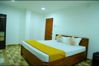 Paradise Golden Residency - Kottakupam - 2