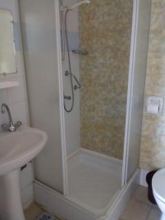 F 106 Vendégház - 2