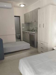 Daniela Apartments - Nea Roda - 2