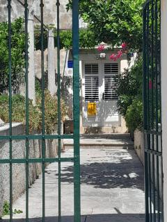 Studio Apartman Ivanka - 8