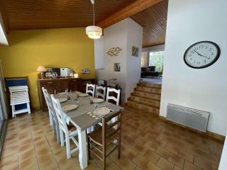 Maison spacieuse, 600m plage, 6 couchages, parking gratuit, jardin, terrasse, WiFi optionnel - FR-1-224C-210 - 2