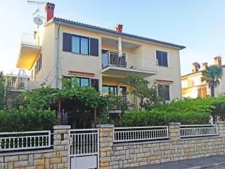 Apartment JOLE - A4 -TWO BEDROOMS - CLOSE TO THE CITY CENTER - Poreč - 0