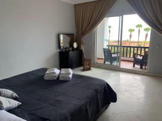 Luxury Seafront Villa with Ocean View, pools, and Private Gardens - Casablanca - 1