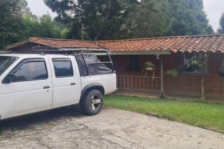 Casa Guarne vereda saldo - Guarne - 0