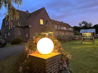 Landhotel Alte Schule - Hotel Garni - Wangerland - 3