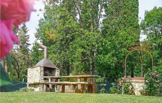 8 Bedroom Awesome Home In Arezzo - 8