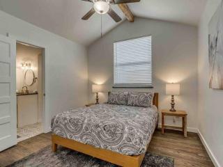 Luxury Modern 3BR - Private Primary Suite! - Oklahoma City - 3