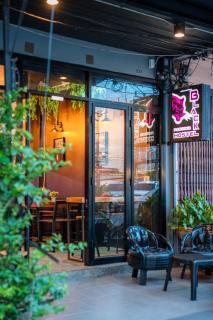 Black Panther Hostel - Phuket - 0