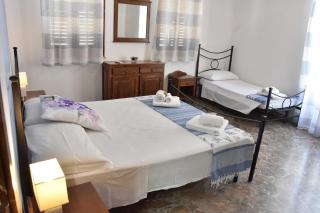 Plaza - Giardini-Naxos - 5