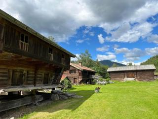 Sevletunet B&B and Cabins - 1