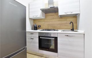 Cozy Home In Catania With Kitchen - Catania - 6