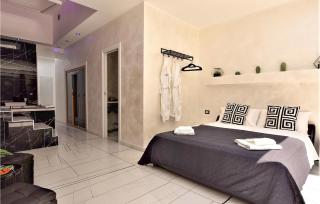 Cozy Home In Catania With Kitchen - Catania - 4