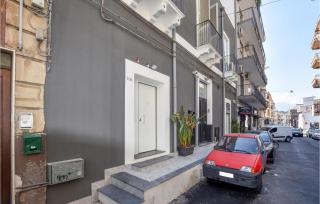 Cozy Home In Catania With Kitchen - Catania - 1