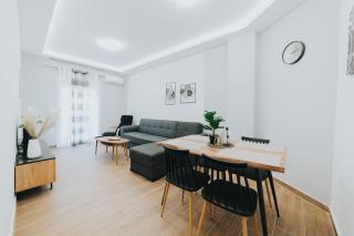 Comfy and Stylish apartment near Metro - Tessalónica - 8