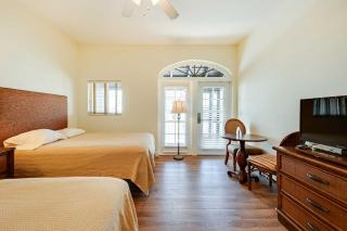 Quaint Naples Studio with Community Fitness Center - Naples - 6