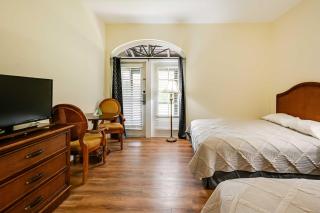 Naples Studio with Canal Access! - Naples - 6